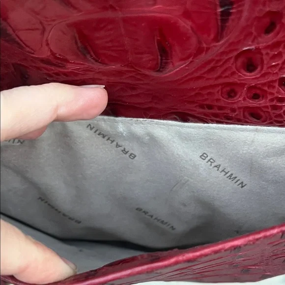 Elegant Brahmin Red Crocodile-Embossed Leather Handbag - Picture 6 of 13